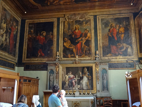 サン・ユーグの部屋