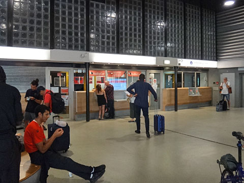 バスのチケット売り場