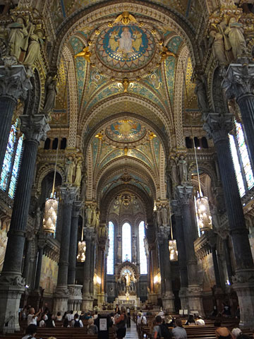 大聖堂の内部