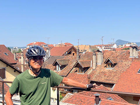 路地の途中のビューポイント