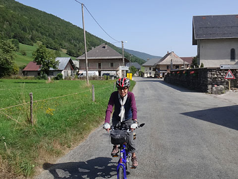 アイヨン＝ル＝ジュンヌを出発