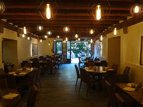 レストラン『ル・スポーティング』