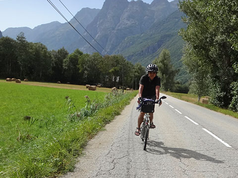 サイダーが飛ばす