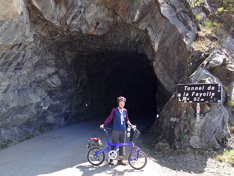 トンネルに到着