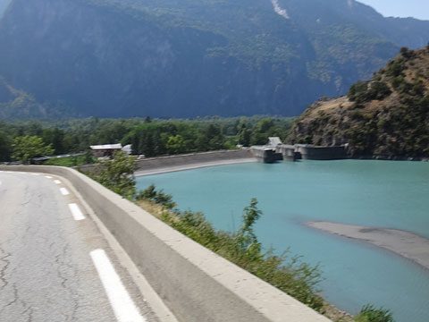 ロマンシュ川のダム