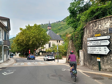 ラ・トロンシュの役場