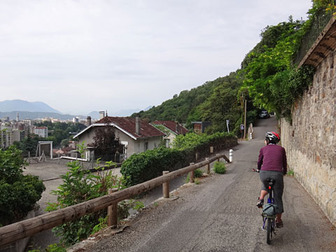 勾配がキツくなる