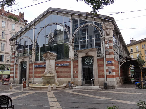 サント・クレール市場